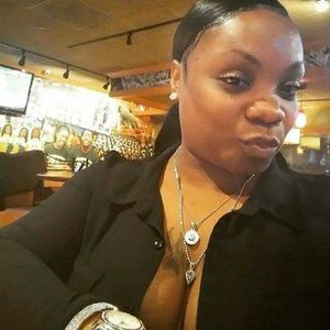 Meet your Posher, Keshia